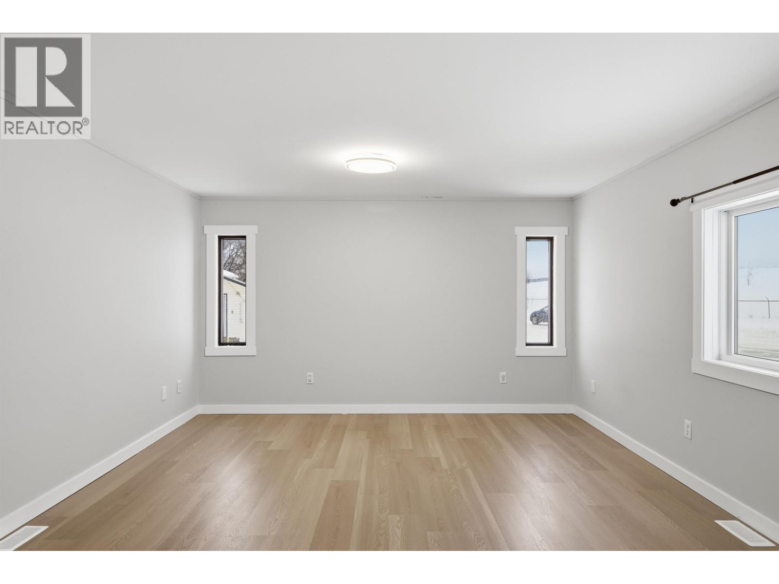 10863 102 Street, Taylor, British Columbia  V0C 2K0 - Photo 6 - R3099615