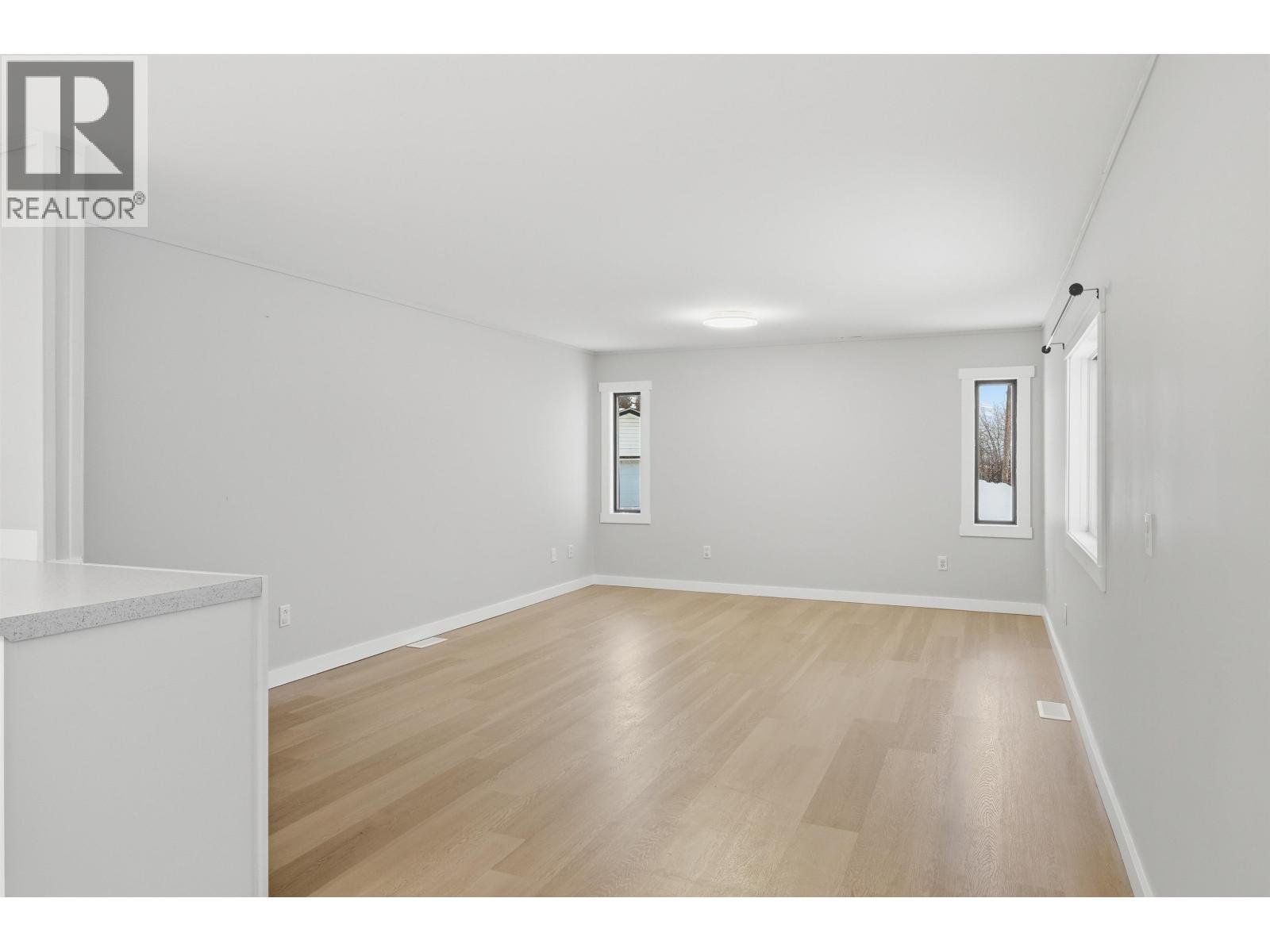 10863 102 Street, Taylor, British Columbia  V0C 2K0 - Photo 5 - R3099615
