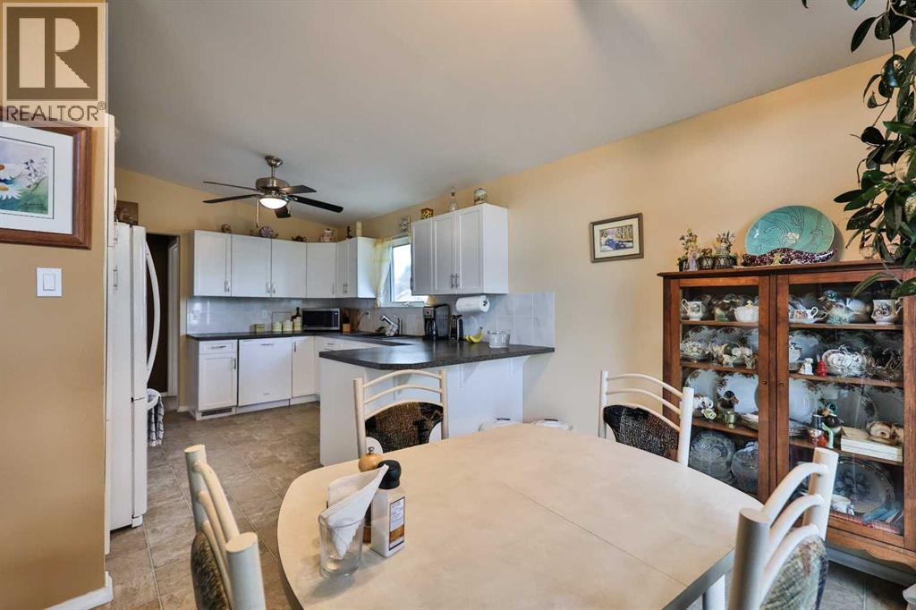 1702 26 Street S, Lethbridge, Alberta  T1K 2N6 - Photo 20 - A2308279