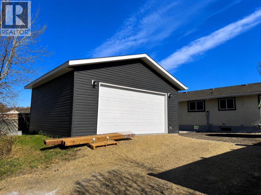 25 Osborne Street, Red Deer, Alberta  T4N 5C1 - Photo 46 - A2308733