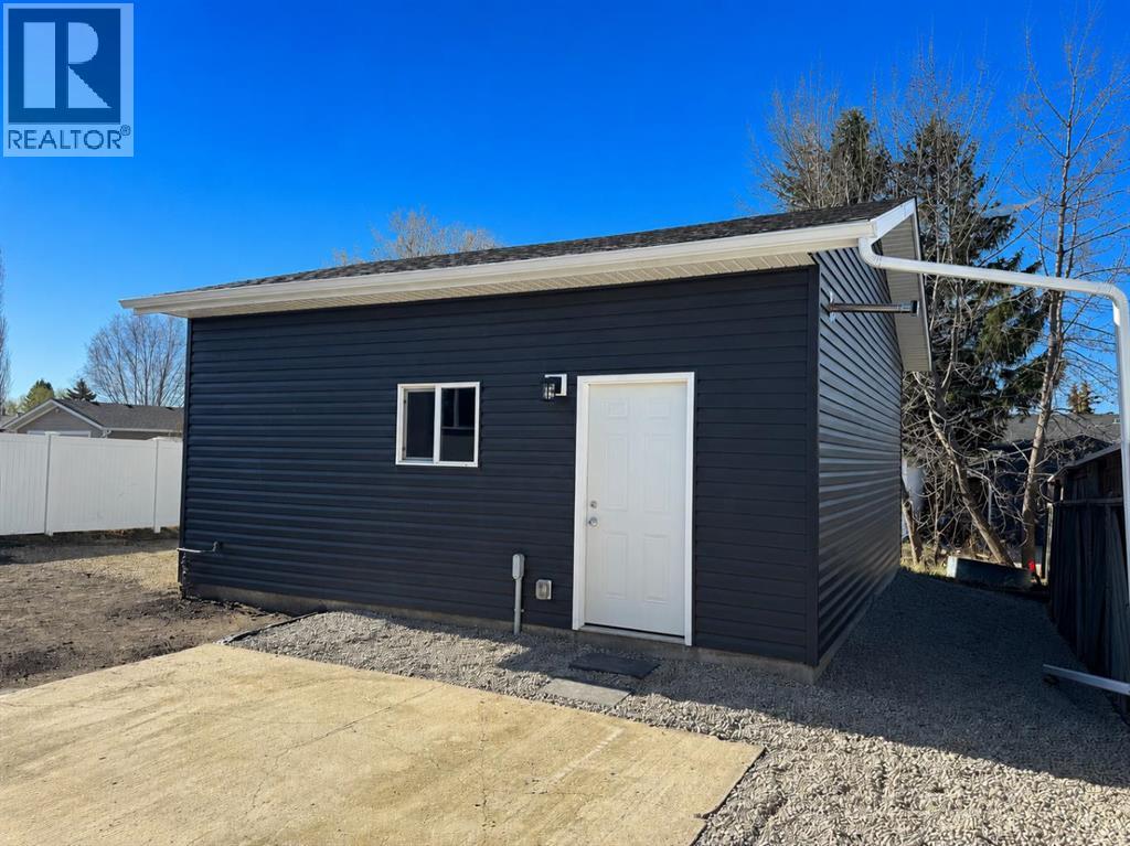 25 Osborne Street, Red Deer, Alberta  T4N 5C1 - Photo 47 - A2308733