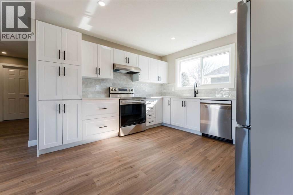 25 Osborne Street, Red Deer, Alberta  T4N 5C1 - Photo 9 - A2308733