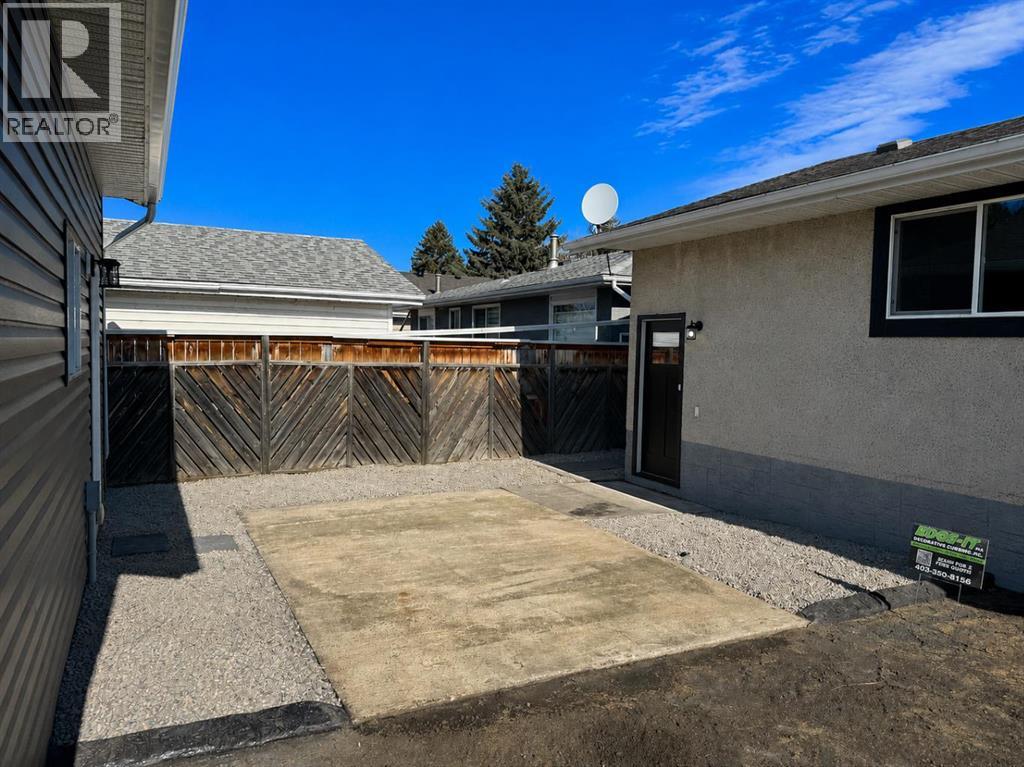 25 Osborne Street, Red Deer, Alberta  T4N 5C1 - Photo 48 - A2308733