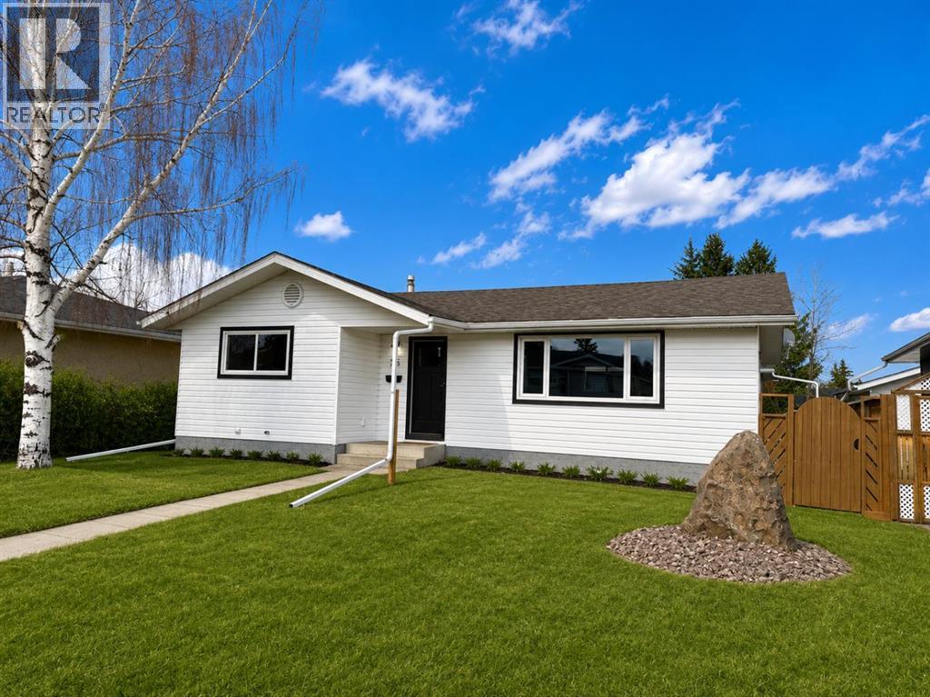 25 Osborne Street, Red Deer, Alberta  T4N 5C1 - Photo 1 - A2308733