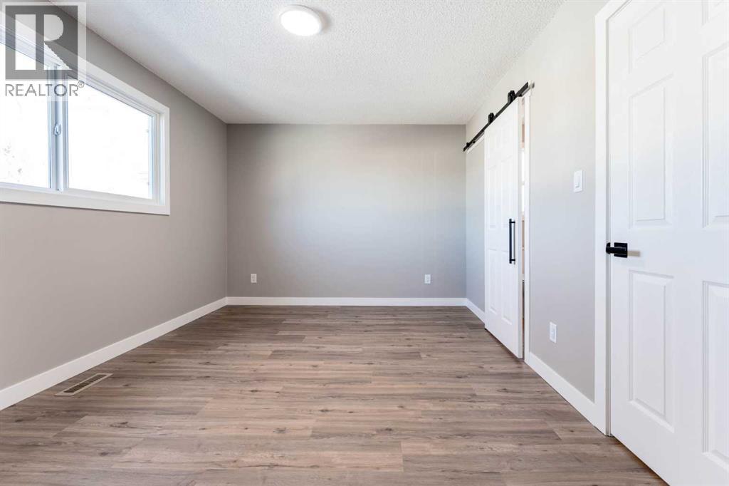 25 Osborne Street, Red Deer, Alberta  T4N 5C1 - Photo 23 - A2308733