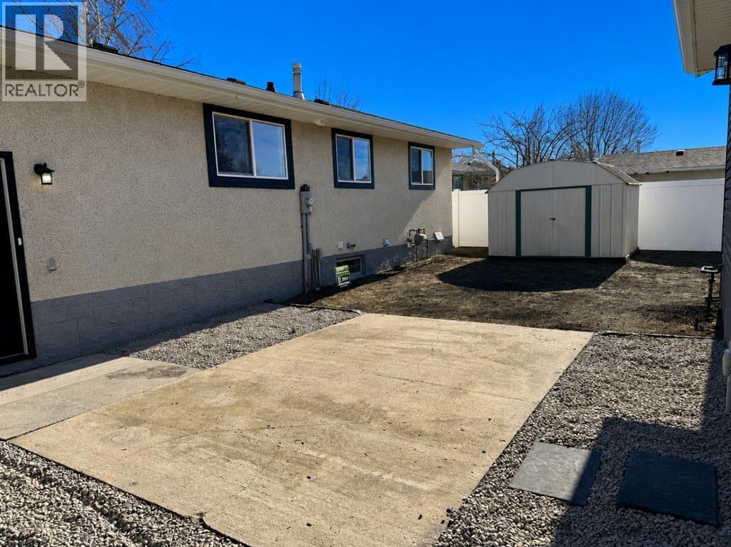 25 Osborne Street, Red Deer, Alberta  T4N 5C1 - Photo 49 - A2308733