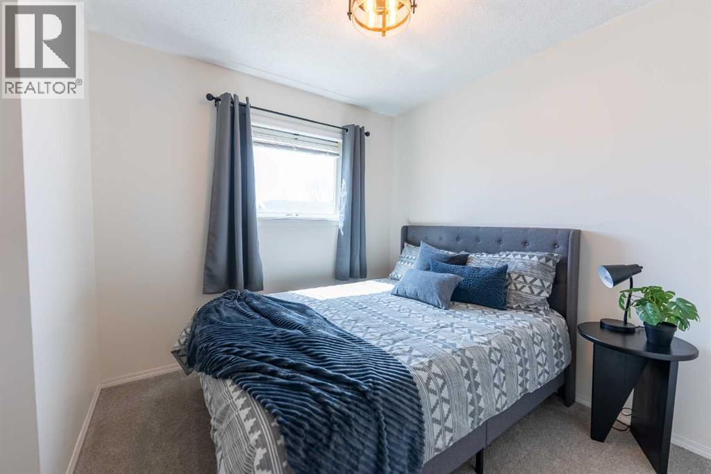 18 Dunlop Street, Red Deer, Alberta  T4R 2G6 - Photo 20 - A2308772