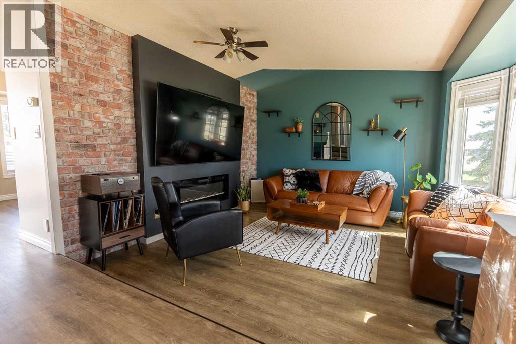 18 Dunlop Street, Red Deer, Alberta  T4R 2G6 - Photo 7 - A2308772