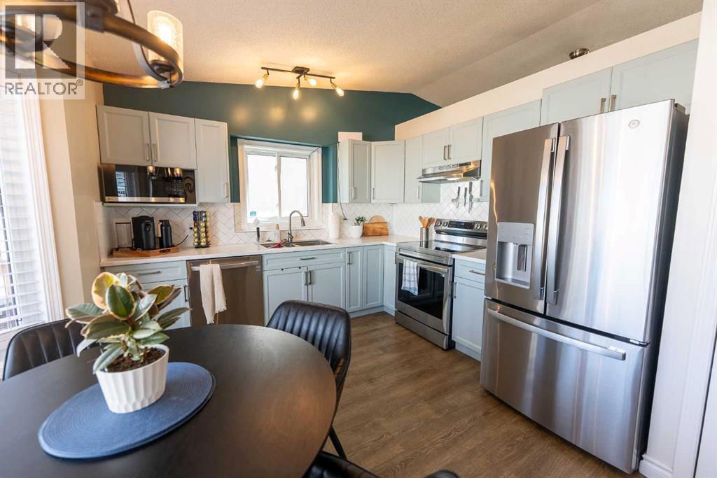 18 Dunlop Street, Red Deer, Alberta  T4R 2G6 - Photo 12 - A2308772