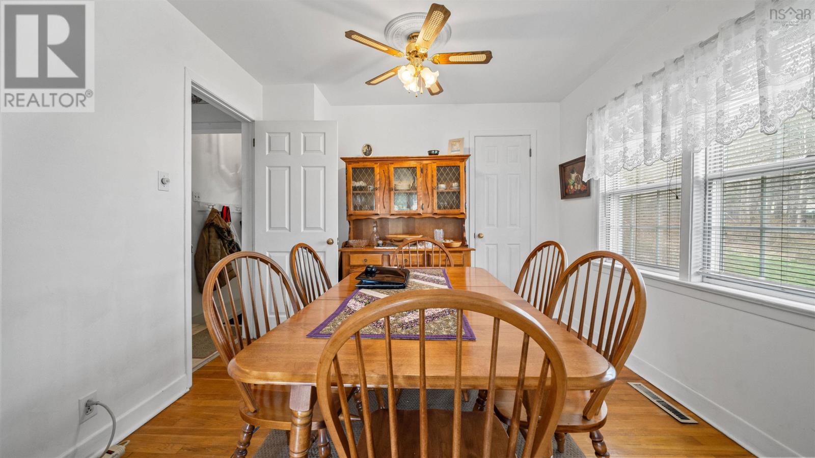 144 Old Beaver Bank Road, Lower Sackville, Nova Scotia  B4E 1J3 - Photo 8 - 202610209