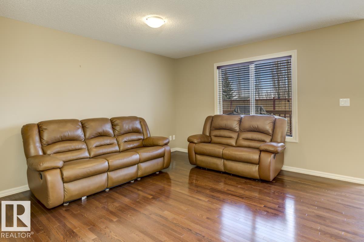 119 Rue Monique, Beaumont, Alberta  T4X 0G3 - Photo 10 - E4486555