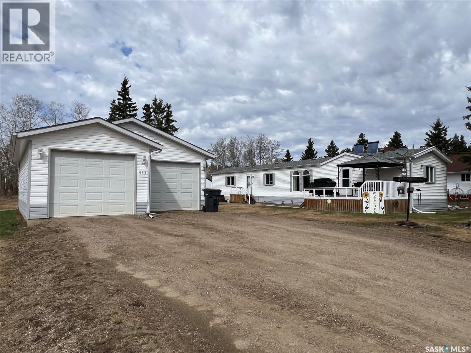 513 3rd STREET NW, Goodsoil, Saskatchewan