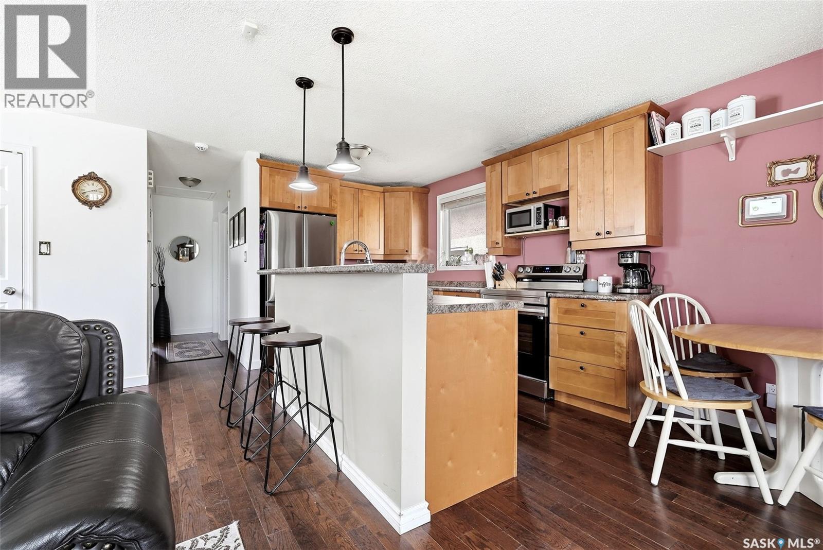 1266 Broder Street, Regina, Saskatchewan  S4N 3R2 - Photo 6 - SK035248