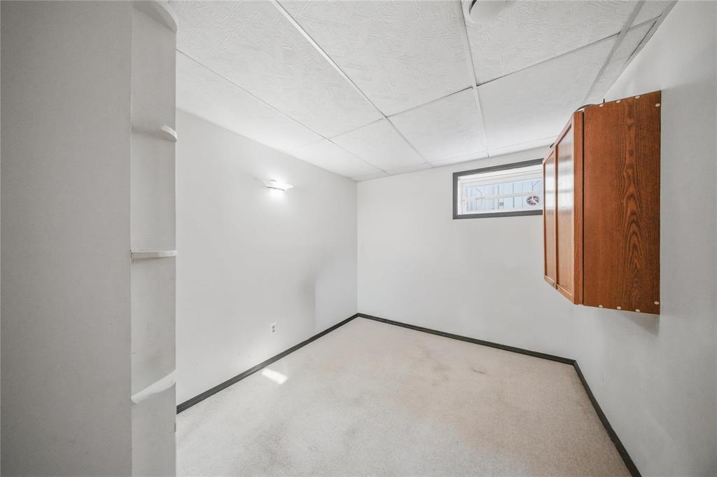 945 Weatherdon Avenue, Winnipeg, Manitoba  R3M 2B4 - Photo 16 - 202609722
