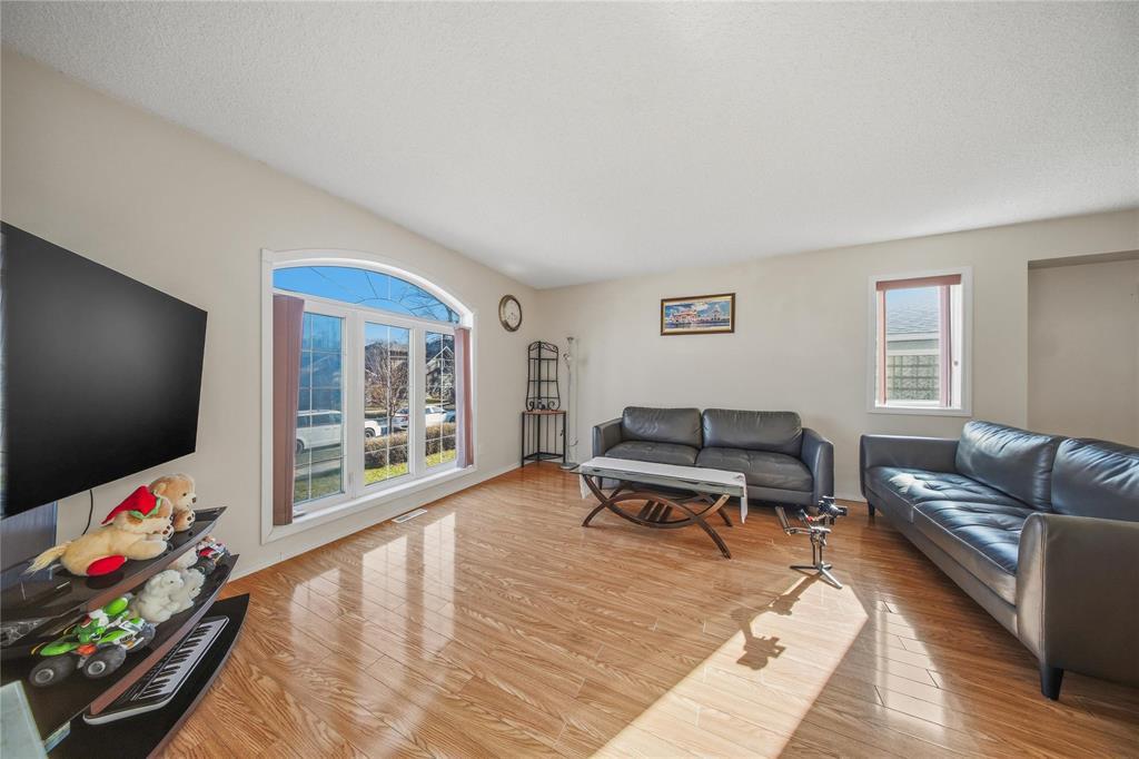 945 Weatherdon Avenue, Winnipeg, Manitoba  R3M 2B4 - Photo 4 - 202609722