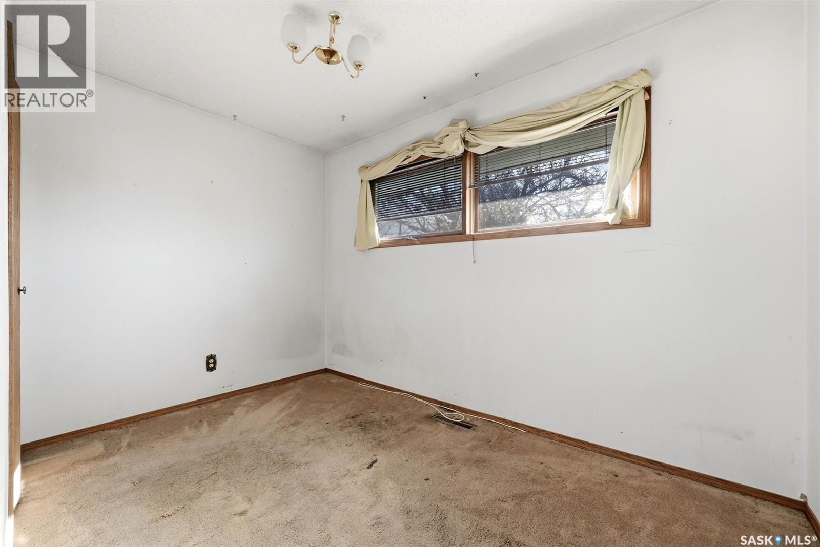 2641 Park Street, Regina, Saskatchewan  S4N 2H3 - Photo 16 - SK035247