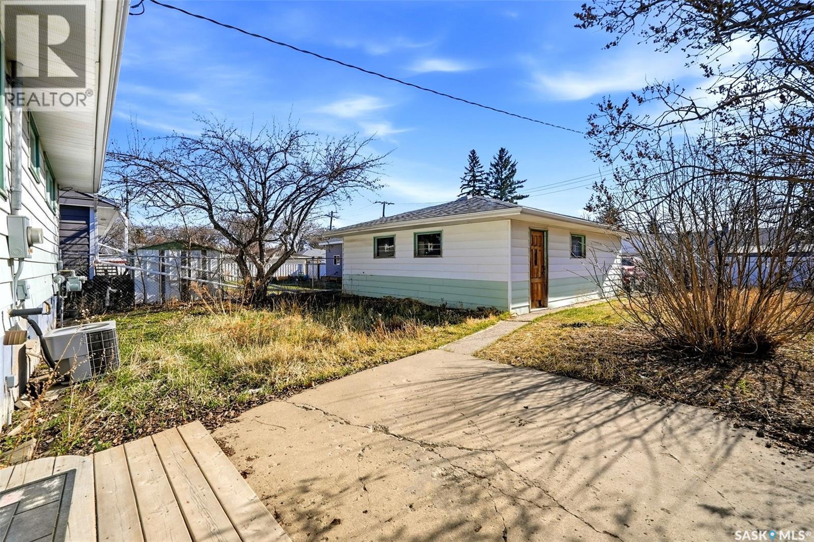 2641 Park Street, Regina, Saskatchewan  S4N 2H3 - Photo 30 - SK035247