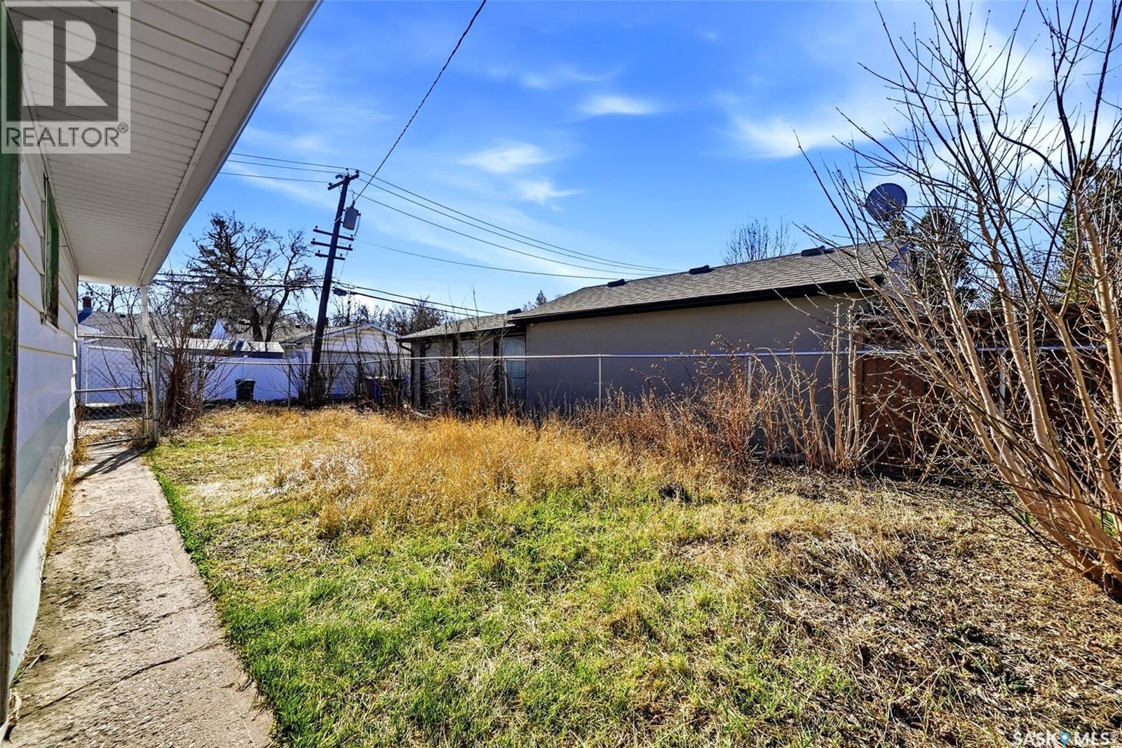 2641 Park Street, Regina, Saskatchewan  S4N 2H3 - Photo 31 - SK035247