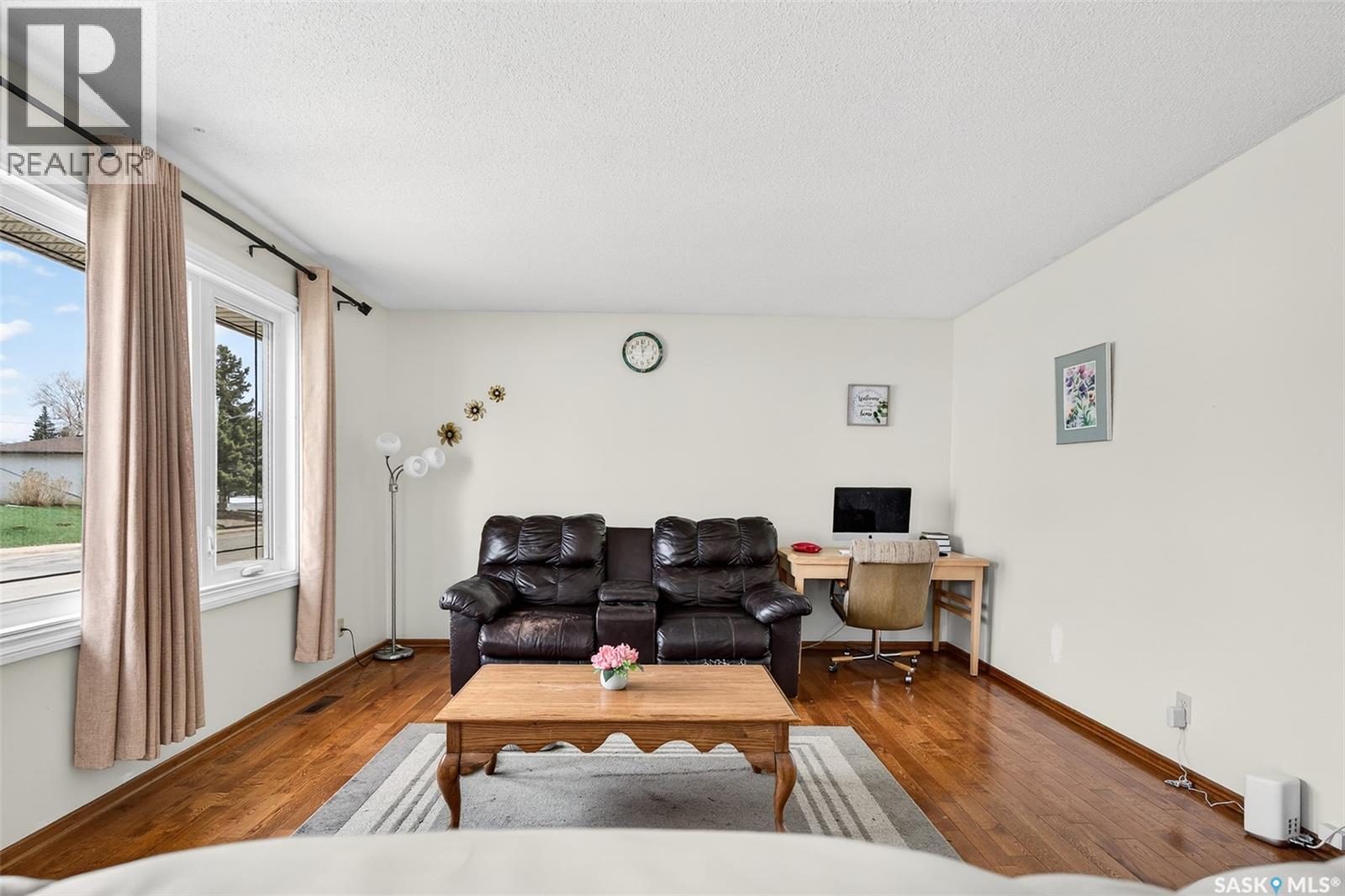 1303 Athabasca Street W, Moose Jaw, Saskatchewan  S6H 6C8 - Photo 26 - SK035036