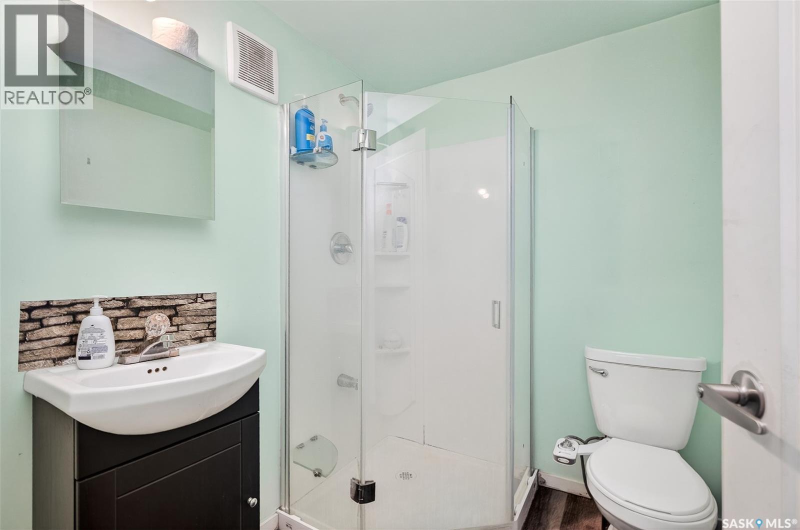 1303 Athabasca Street W, Moose Jaw, Saskatchewan  S6H 6C8 - Photo 45 - SK035036