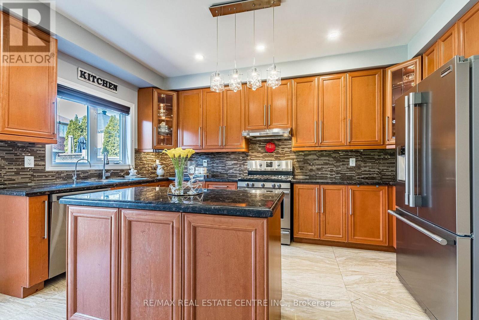 3285 Topeka Drive, Mississauga, Ontario  L5M 7V1 - Photo 20 - W13102260