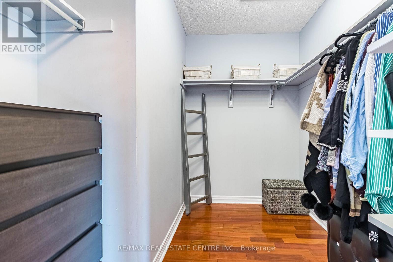 3285 Topeka Drive, Mississauga, Ontario  L5M 7V1 - Photo 29 - W13102260
