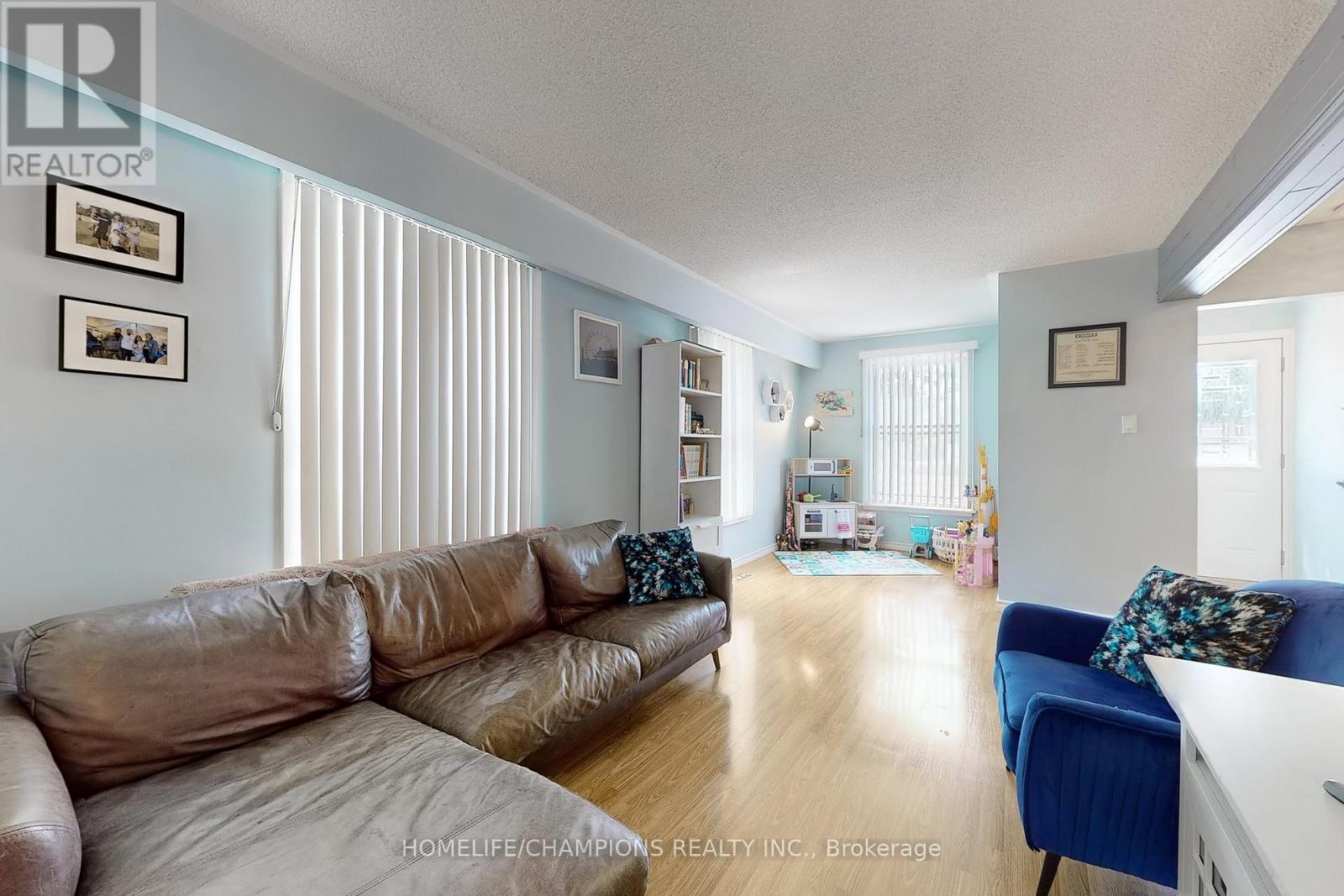 4 Flamingo Crescent, Brampton, Ontario  L6T 2G5 - Photo 13 - W13102276