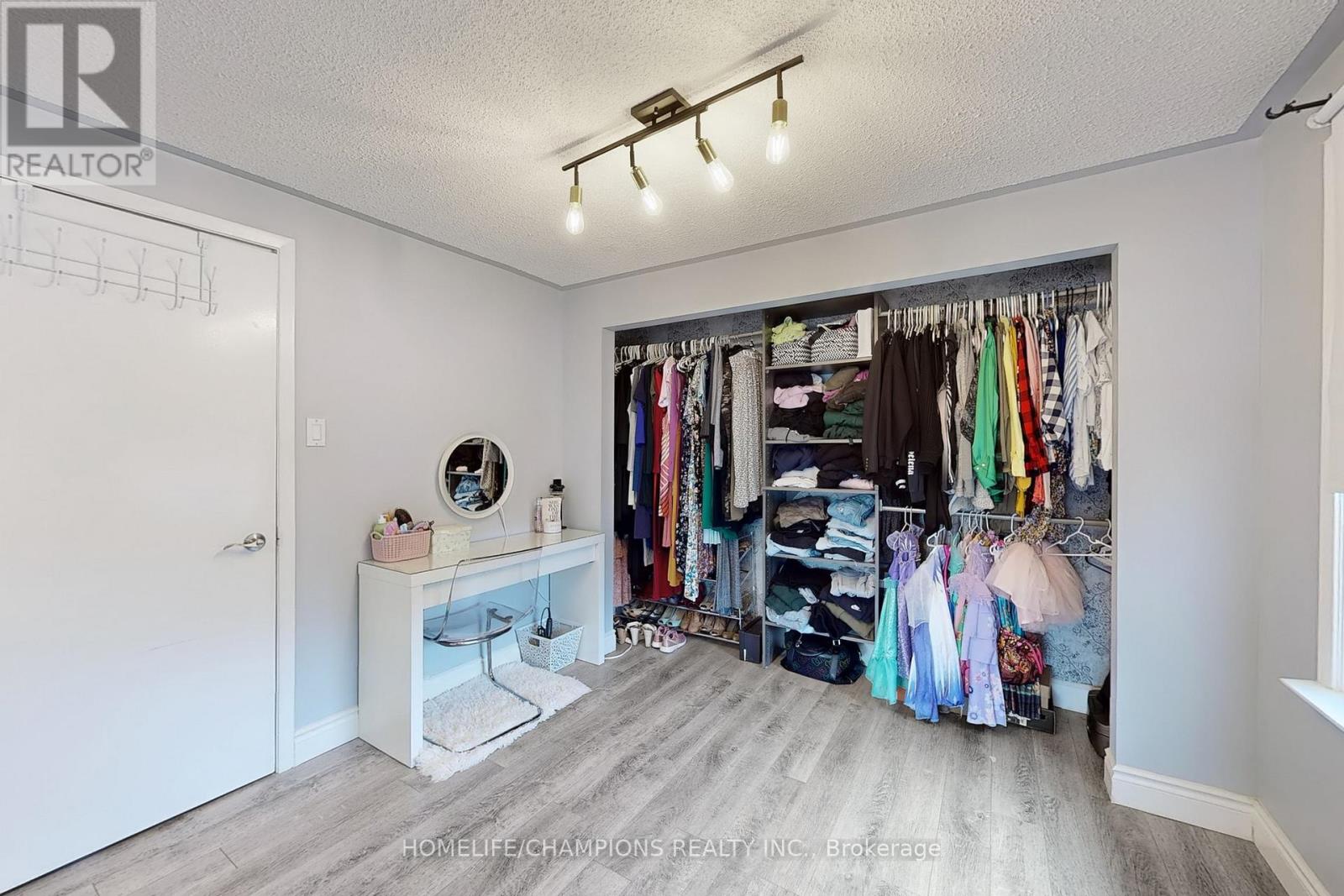 4 Flamingo Crescent, Brampton, Ontario  L6T 2G5 - Photo 30 - W13102276