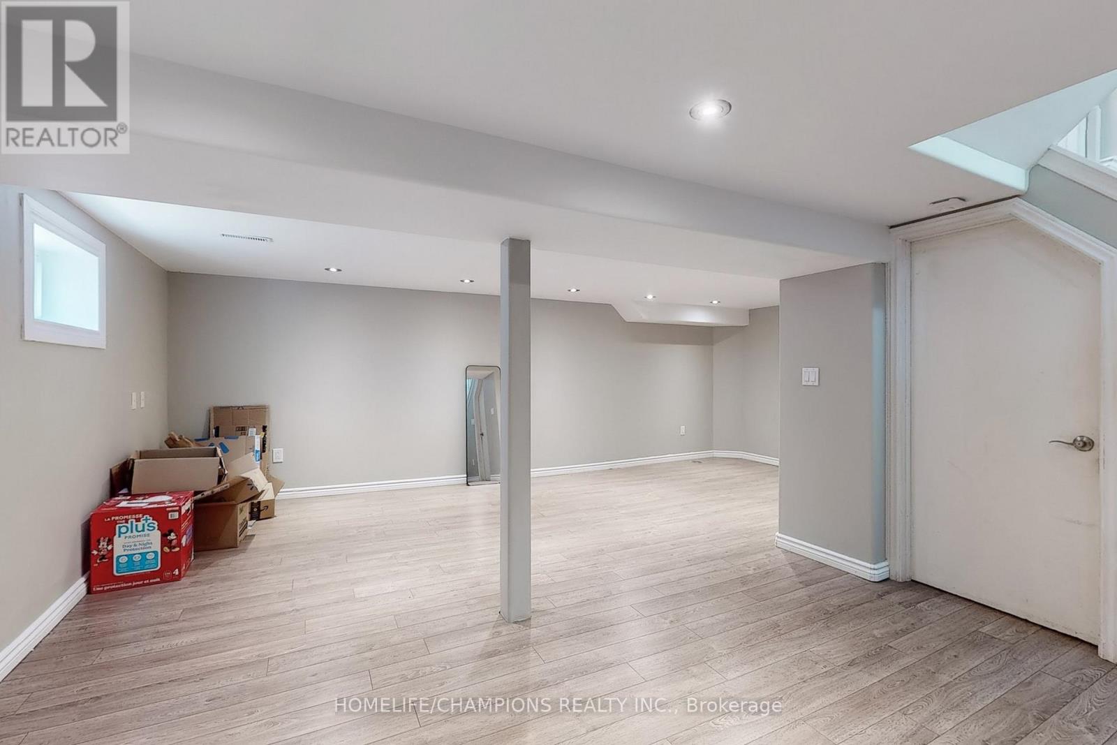 4 Flamingo Crescent, Brampton, Ontario  L6T 2G5 - Photo 39 - W13102276