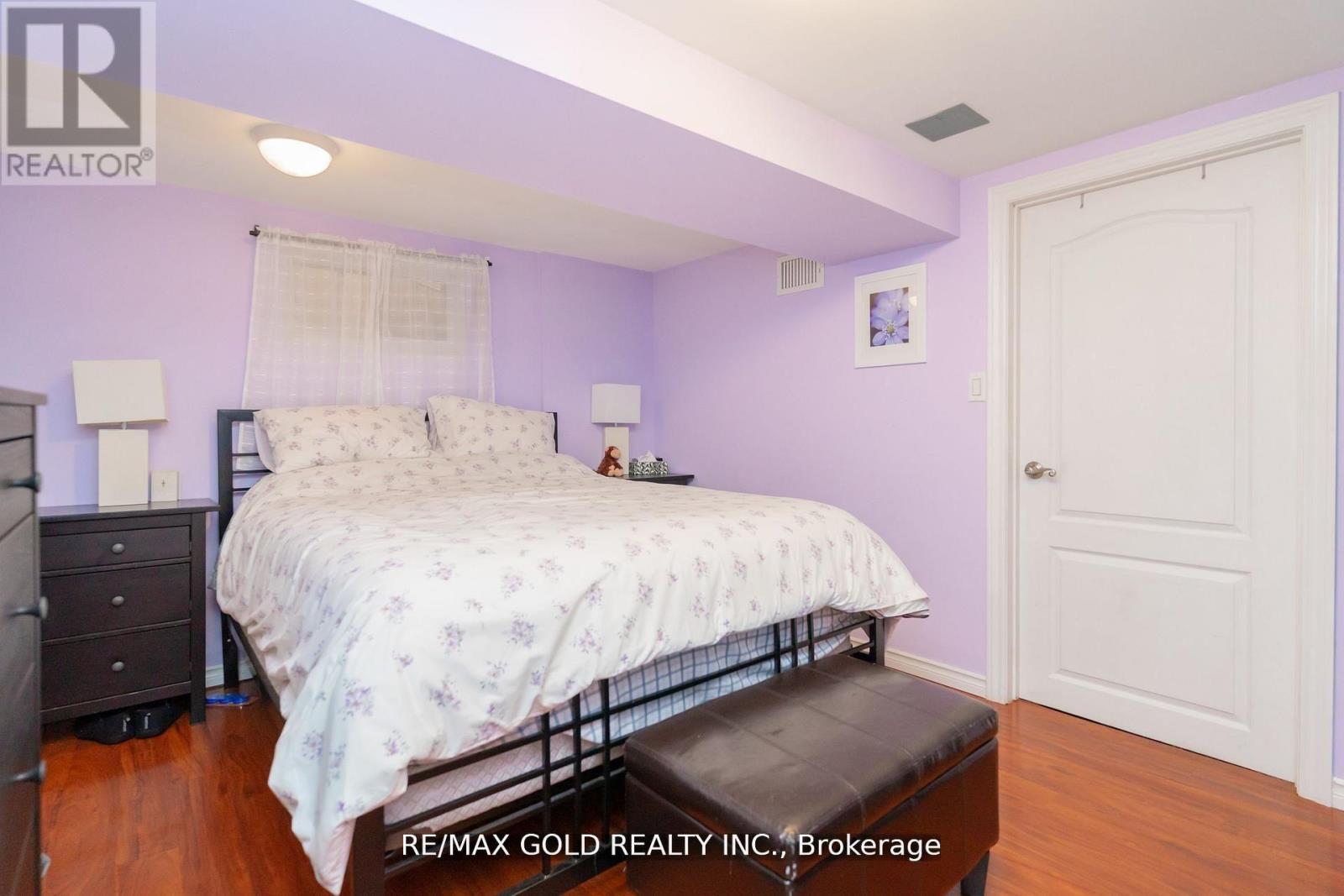 9 Ashwood Crescent, Brampton, Ontario  L6T 1M1 - Photo 33 - W13102290