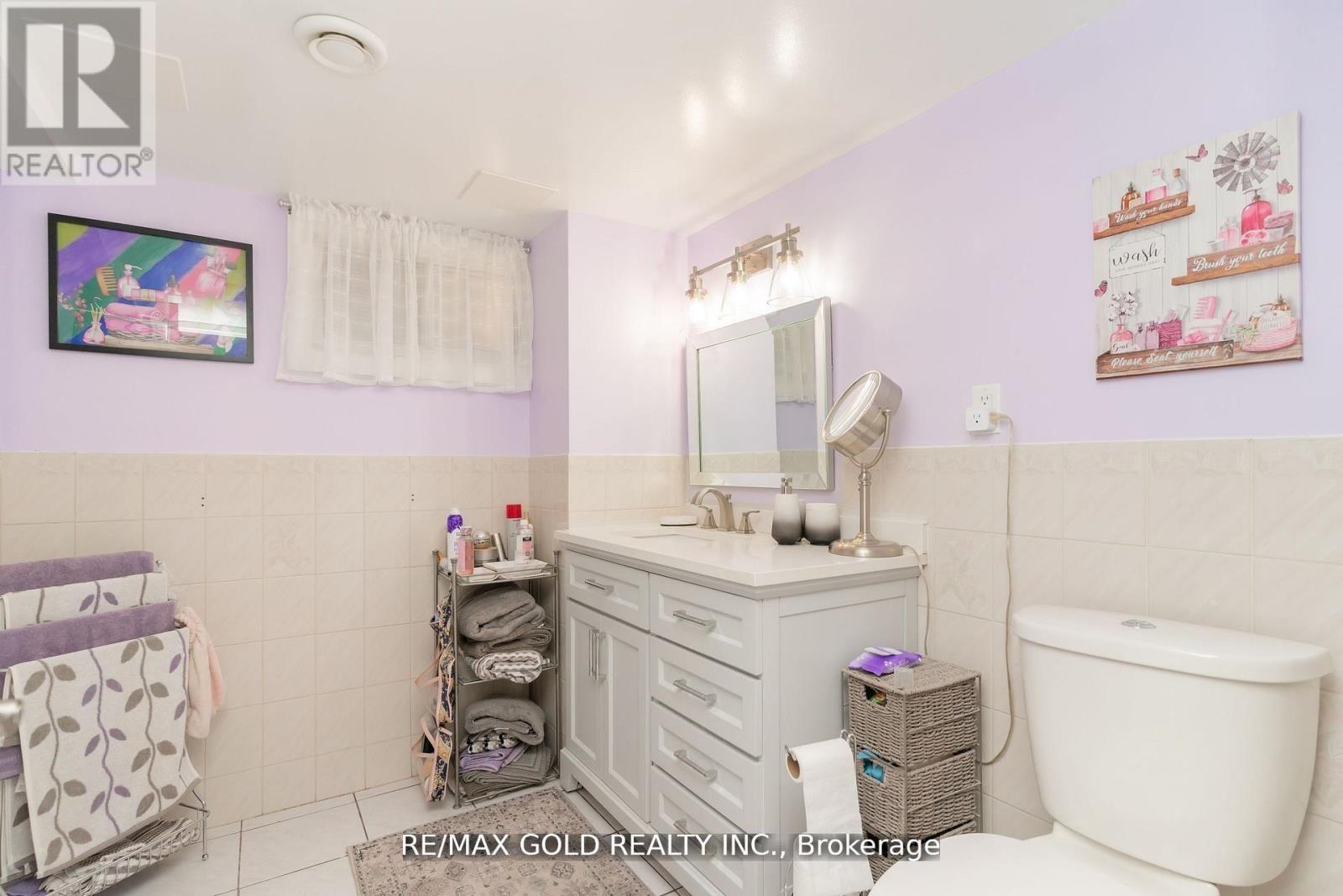 9 Ashwood Crescent, Brampton, Ontario  L6T 1M1 - Photo 35 - W13102290