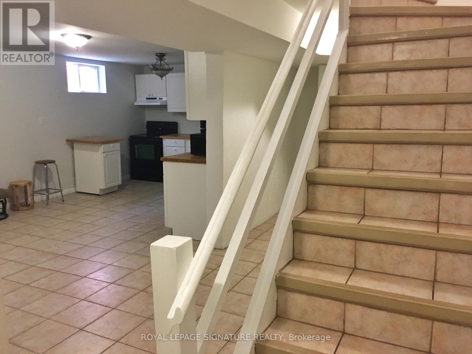 Bsmt - 885 Runningbrook Drive, Mississauga, Ontario  L4Y 2S4 - Photo 5 - W13102326