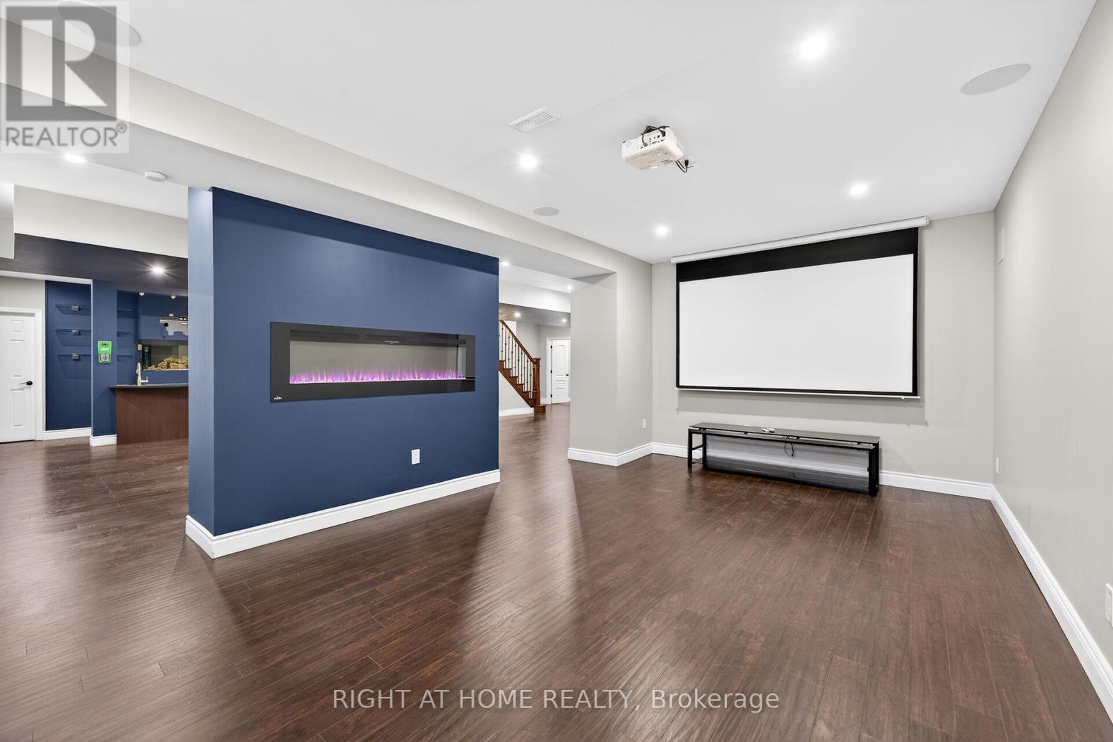 775 King Road, Burlington, Ontario  L7T 3K7 - Photo 35 - W13102330
