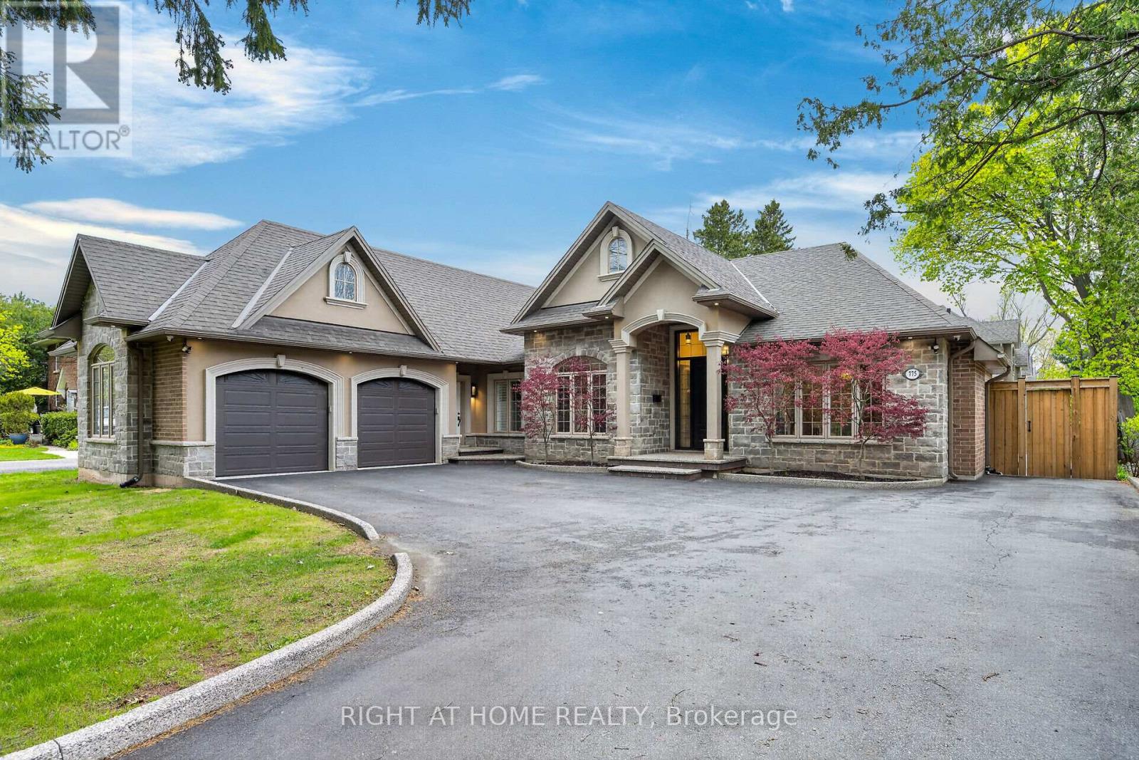 775 King Road, Burlington, Ontario  L7T 3K7 - Photo 50 - W13102330