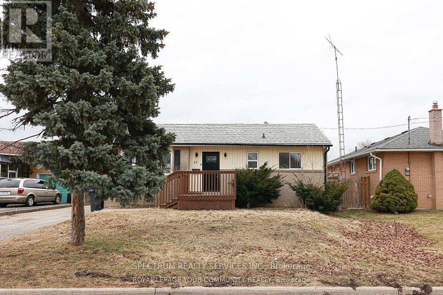 15 Golding Avenue, Brampton, Ontario  L6W 1M5 - Photo 1 - W13102388
