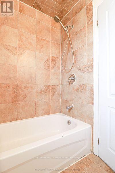 15 Golding Avenue, Brampton, Ontario  L6W 1M5 - Photo 13 - W13102388