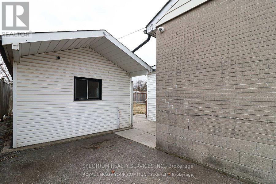 15 Golding Avenue, Brampton, Ontario  L6W 1M5 - Photo 22 - W13102388