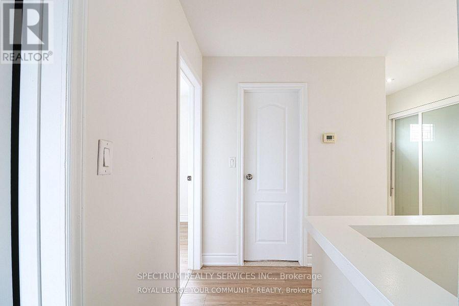 15 Golding Avenue, Brampton, Ontario  L6W 1M5 - Photo 4 - W13102388