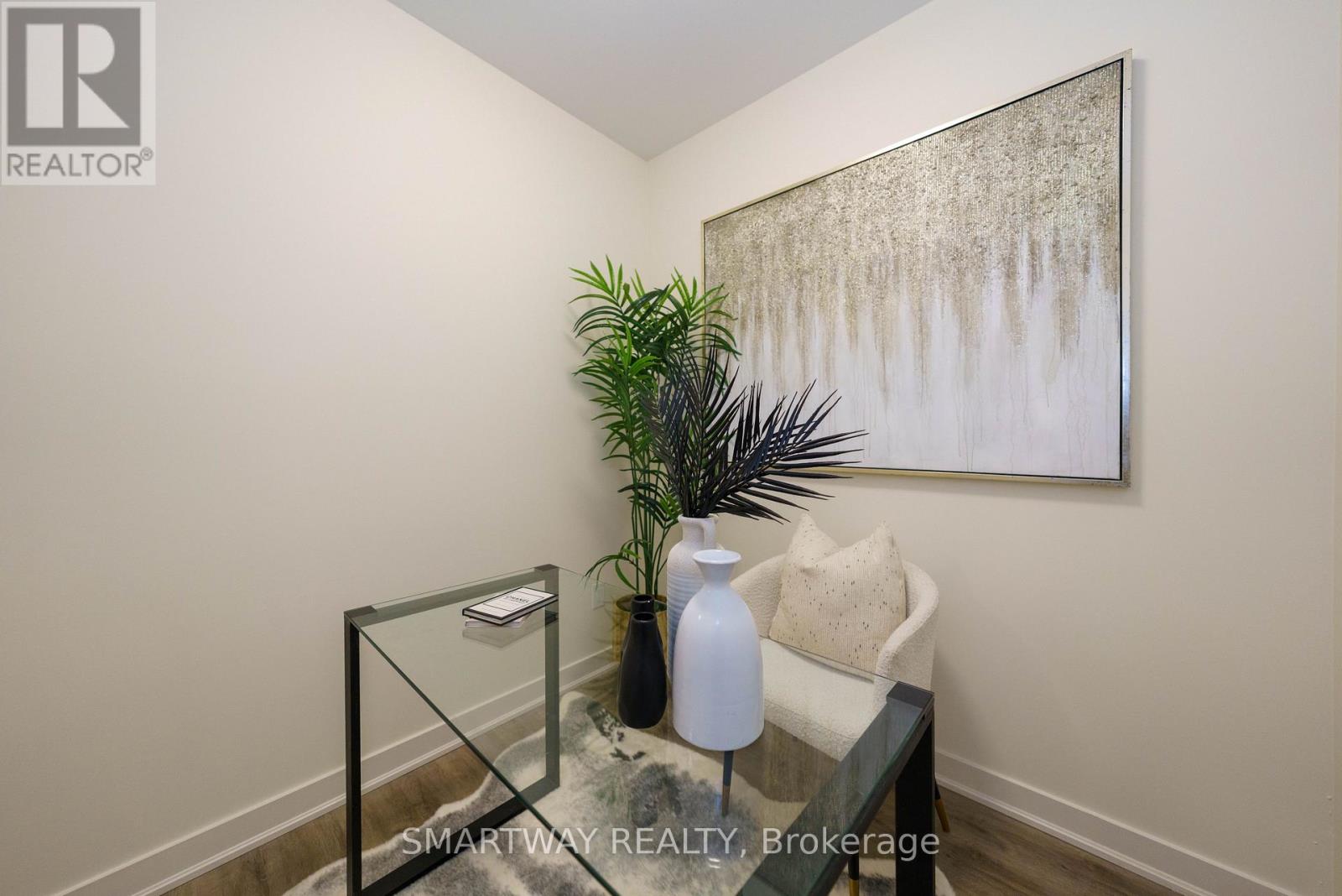 203 - 340 Plains Road E, Burlington, Ontario  L7T 0C2 - Photo 17 - W13102398