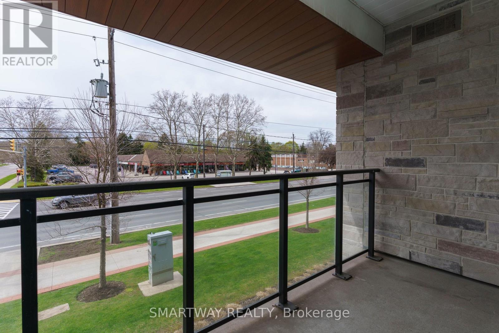 203 - 340 Plains Road E, Burlington, Ontario  L7T 0C2 - Photo 24 - W13102398