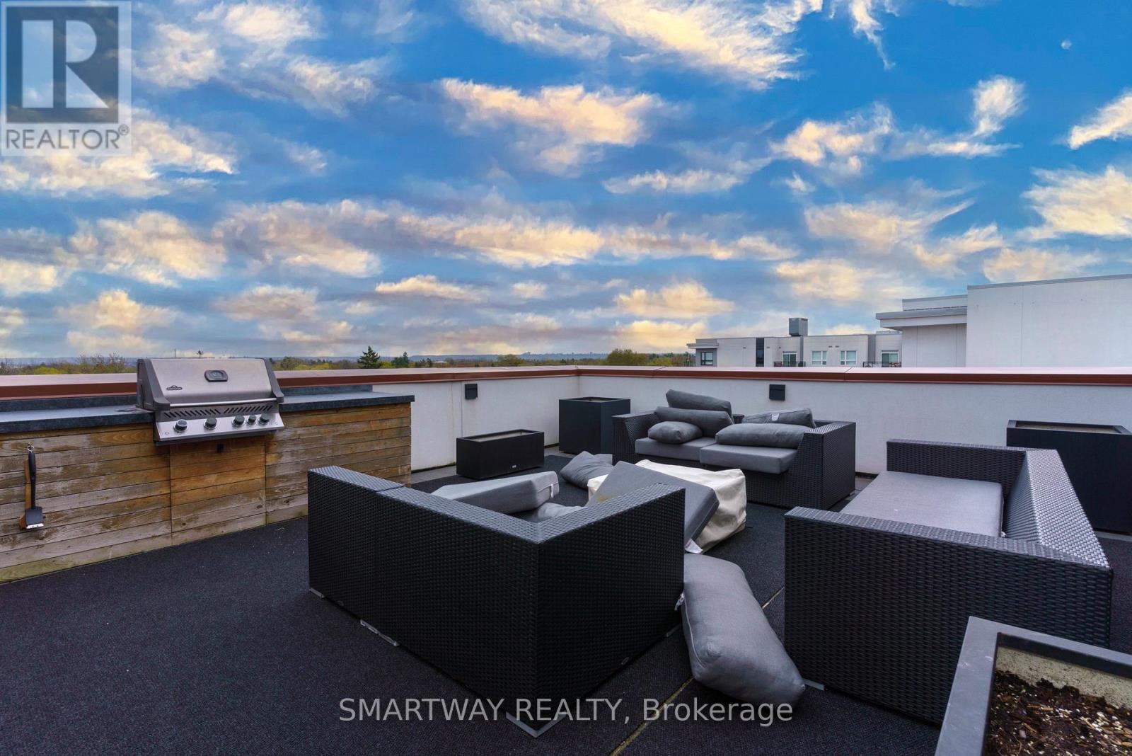 203 - 340 Plains Road E, Burlington, Ontario  L7T 0C2 - Photo 48 - W13102398