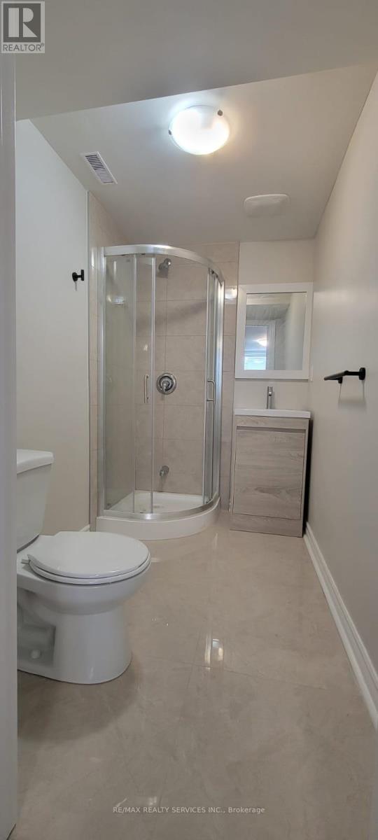 5 Greenwood Crescent, Brampton, Ontario  L6S 1T2 - Photo 13 - W13102430