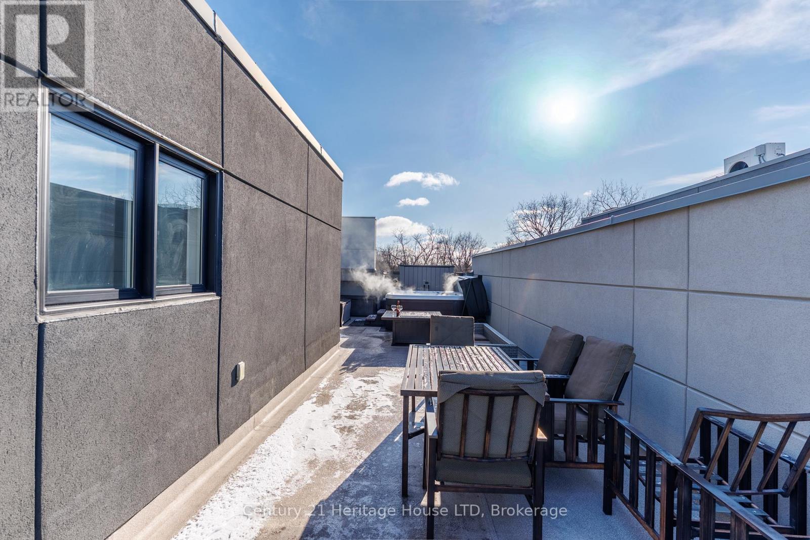 8 - 39 Robinson Street N, Grimsby, Ontario  L3M 3C9 - Photo 37 - X12823066