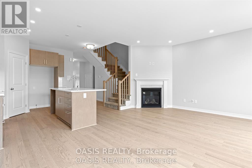 1860 Elevation Road, Ottawa, Ontario  K2J 7A6 - Photo 5 - X13017112