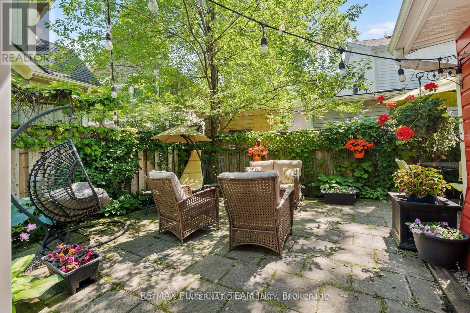 4 Wyckliffe Avenue, Niagara-On-The-Lake, Ontario  L0S 1J0 - Photo 32 - X13102400