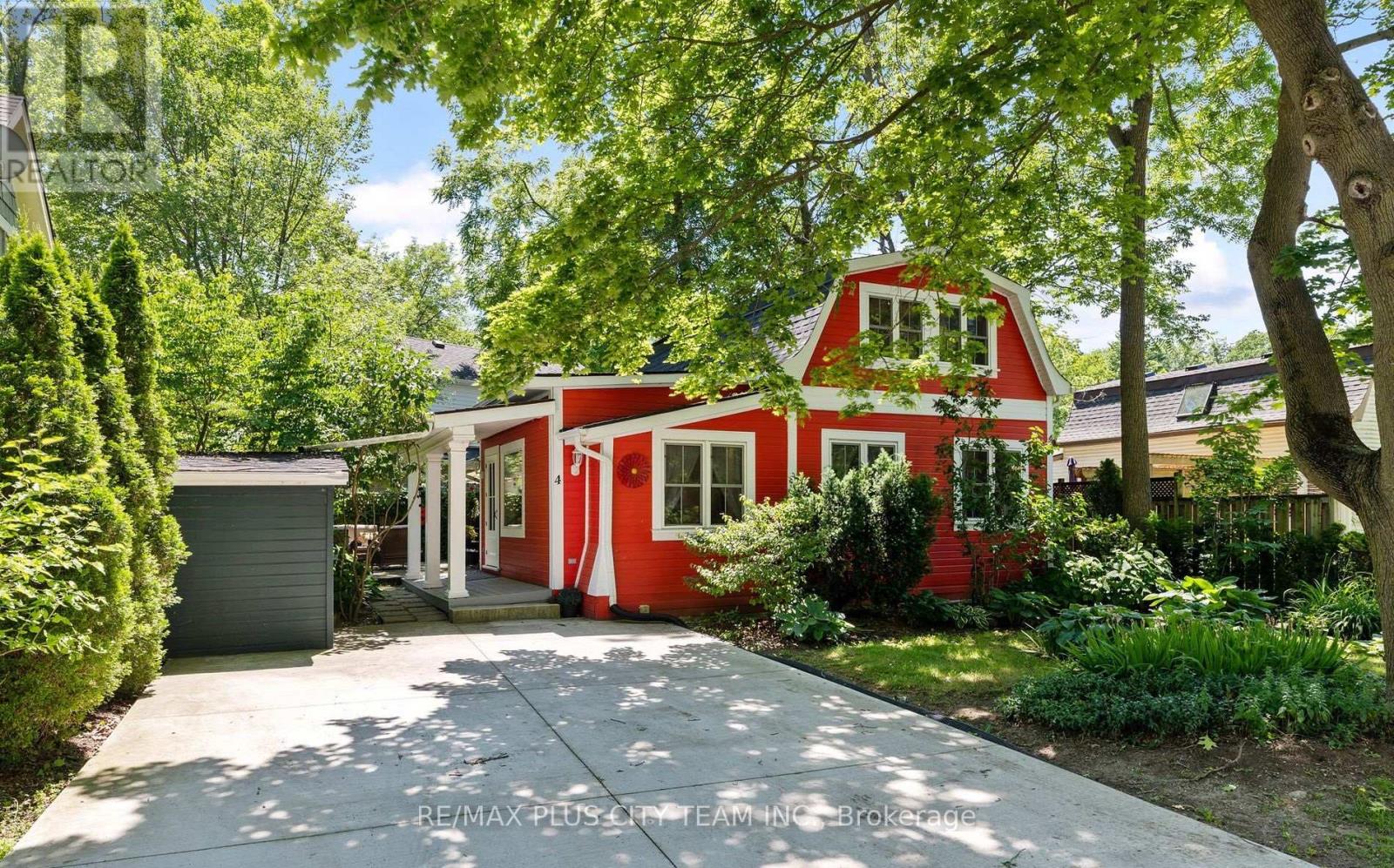 4 Wyckliffe Avenue, Niagara-On-The-Lake, Ontario  L0S 1J0 - Photo 36 - X13102400