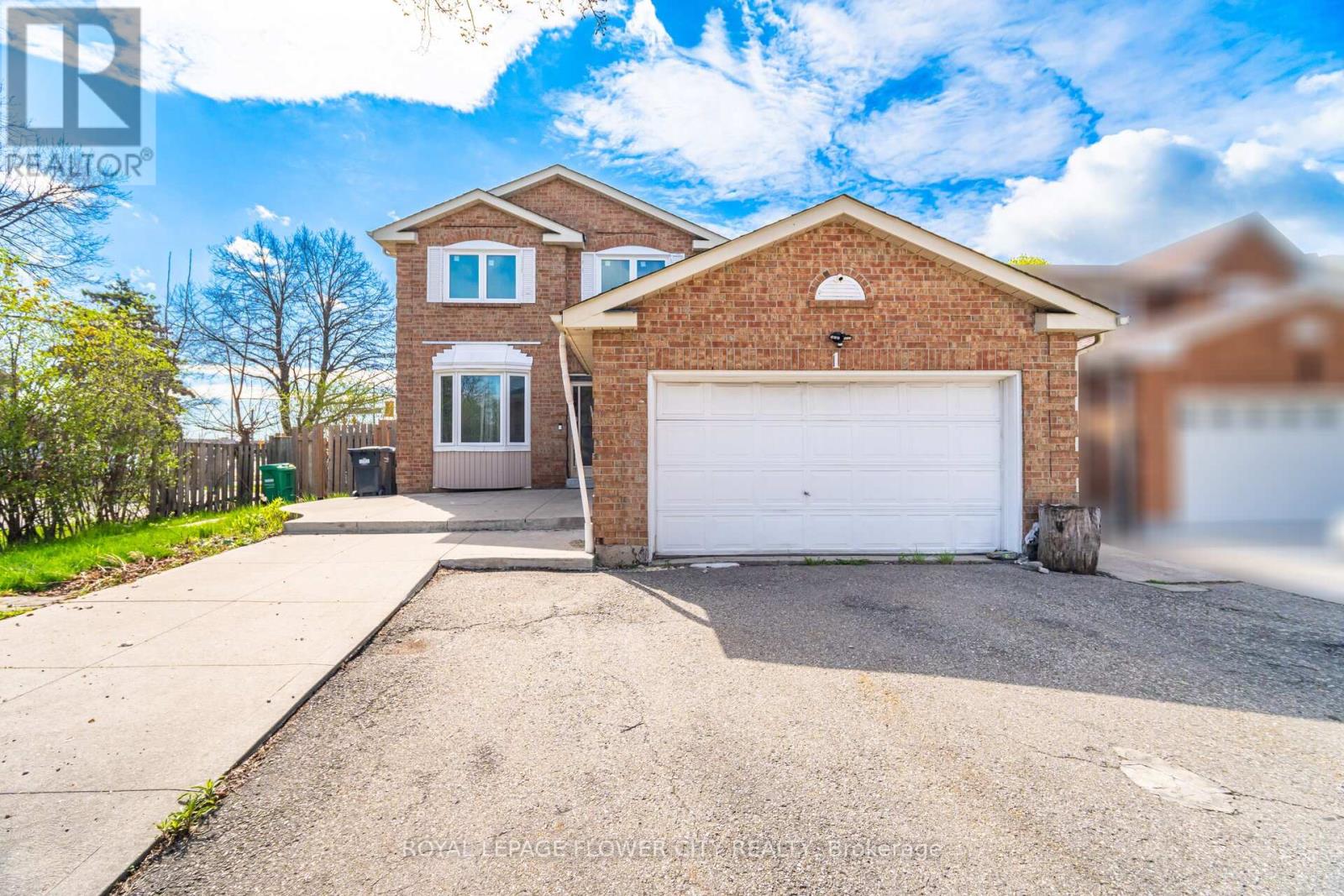 1 Donaldson Drive, Brampton, Ontario  L6Y 3G7 - Photo 3 - W13033280
