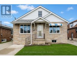945 GLENCAIRN AVENUE, Toronto, Ontario