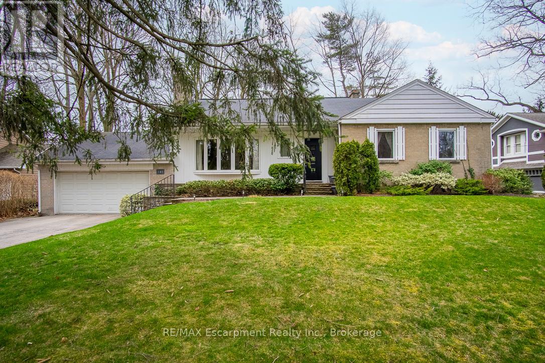 142 BALSAM DRIVE, Oakville, Ontario