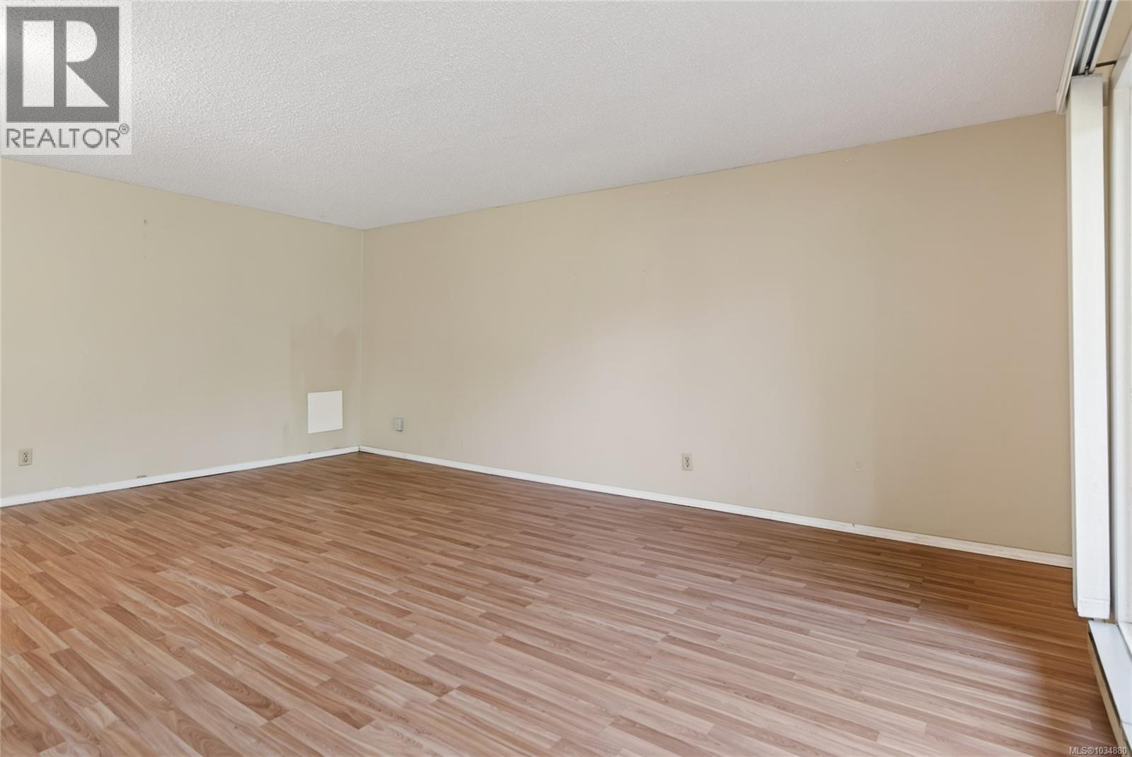 102 205 1st St, Courtenay, British Columbia  V9N 1A5 - Photo 11 - 1034880